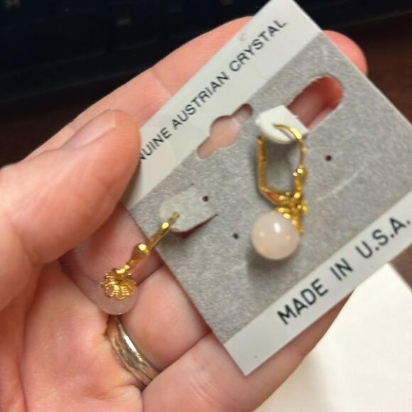 NWT earrings - Picture 4 of 5